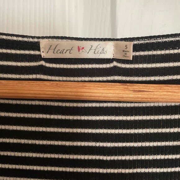 Black & White Short Sleeve Striped Bodycon Mini Dress with Buttons - Picture 5 of 7